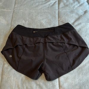Lululemon short size 6